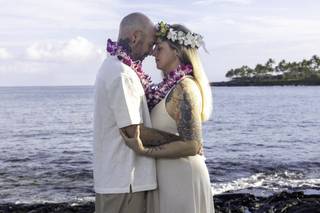 Hawaiian Style Beach Weddings with ALOHA - 7