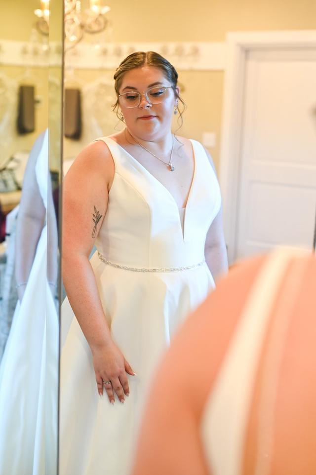 Caryn's Bridals, Formals & Tuxedos - 2