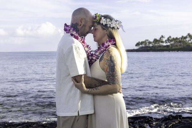 Hawaiian Style Beach Weddings with ALOHA - 4