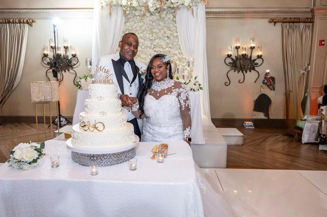 Crest Hollow Country Club - 1