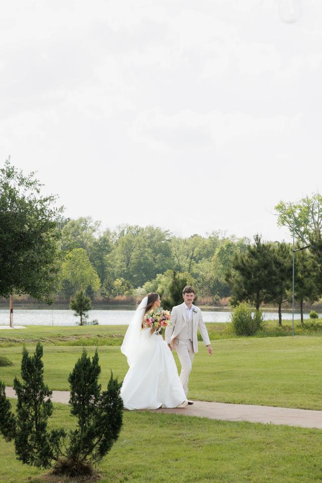 The Pavilion at Lago Bella - 2