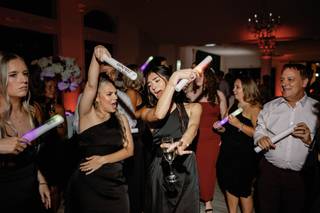 106.1 Kiss FM DJ Michael Blake presents Pro DJ Wedding - 7