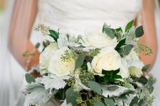 Roni's Roses Floral Design, LLC - 34