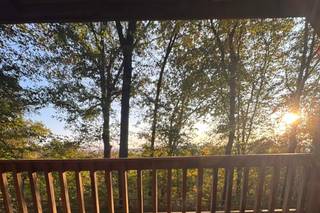 The Grand Barn At The Mohicans Treehouse Resort - 51