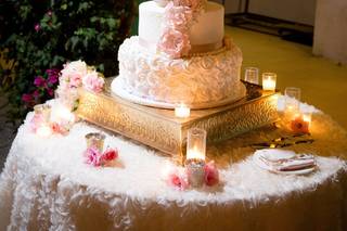 ARTISTIC CAKES - 24