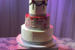 Sugar Glaze Specialty Cakes & Event Design - 5