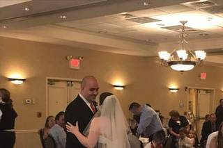 DJ Dre Music & Photobooths - 18
