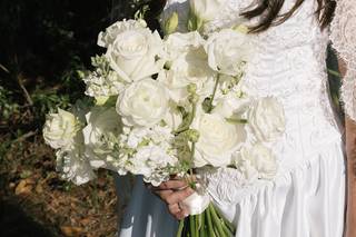 Angela's Floral Studio - 7