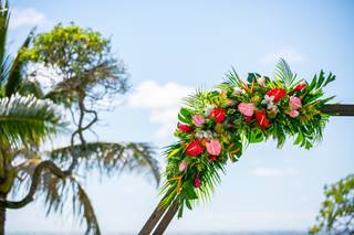 Kaululani Florals  LLC - 26
