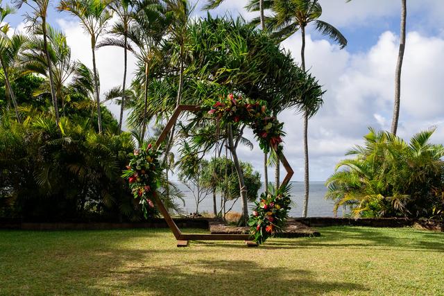 Kaululani Florals  LLC - 1
