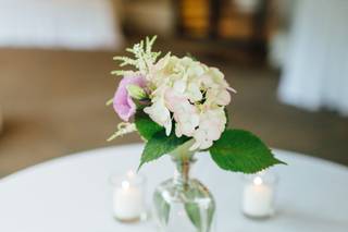 Fresh Designs Florist - 28