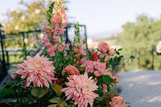 Rare Sparrow Floral Design - 5