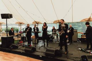 Dexter Lake Club Band - 11