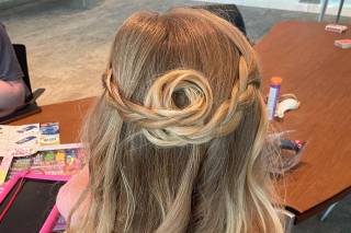 Knick Salon & Spa - 6