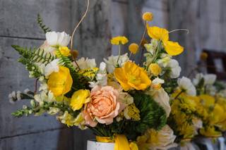 Lemon & Tulips - 43