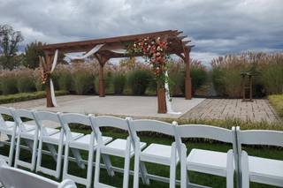 Laura of Lauxmont Floral Designs - 26