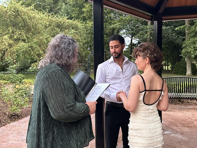 Lindsey Dumas-Bell, Officiant - 1