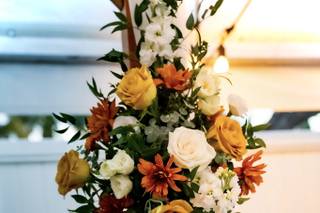 Helen’s Creations Floral Design - 12