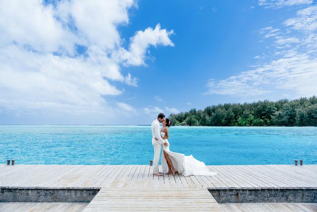 wedOtahiti | Destination Weddings + Unique Ceremonies | French Polynesia - 1