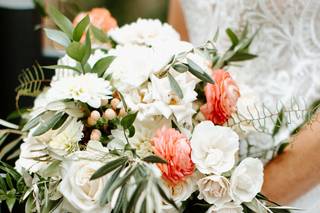 Sandra L. Porterfield Wedding & Event Floral Designs - 28