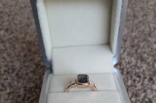 The Natural Sapphire Company - 12