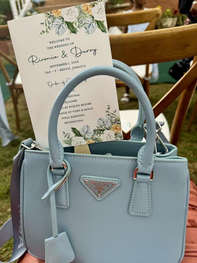 Roshena Chang Designs & Events - 2