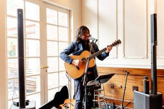 Andrew Gabriel Guitar & Vocals - 5