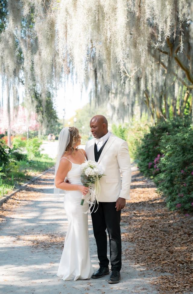 Two Guys and a Wedding - 2