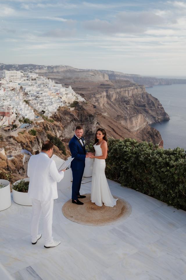 LovWed in Santorini - 2