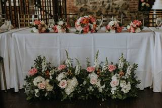 Laura's Flower Boutique - 21