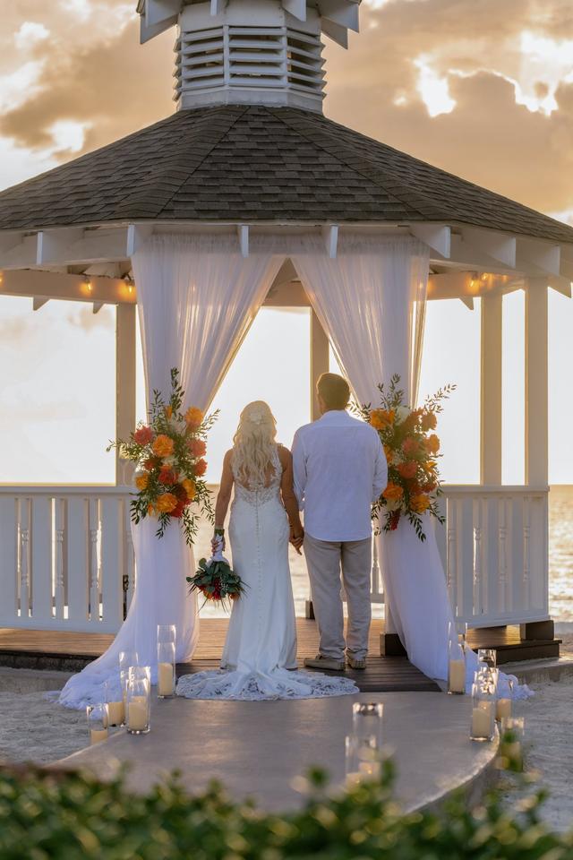 The Westin Grand Cayman Seven Mile Beach Resort & Spa - 3