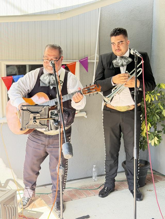 Mariachi Romanza - 2