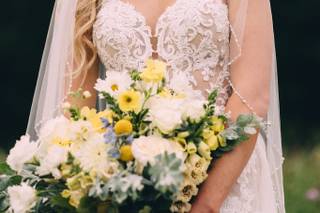 Arlene's Bridal Salon - 5