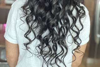 Lizzie Ibarra Hair & Airbrush Make-up Artist - 24