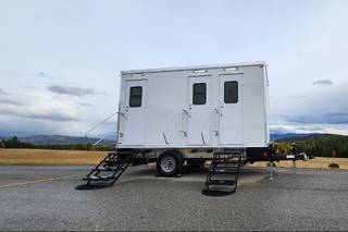 Lux restroom trailers - 1