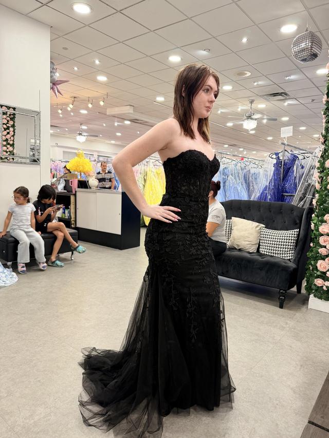 So Sweet Boutique | Orlando’s Best Prom Dress & Quince Shop - 3