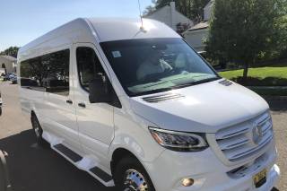 JBJ Limousine - 9