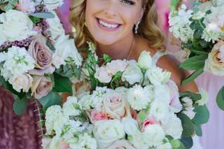Lori's Flowers - Weddings & Events - 11