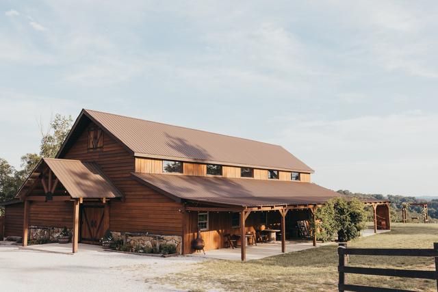 Lakeview Barn & Lodge - 3
