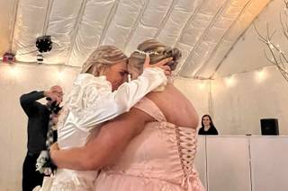 Weddings at Lakeside - 13
