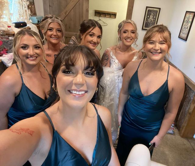 Mirror Mirror Salon & Bridal - 4
