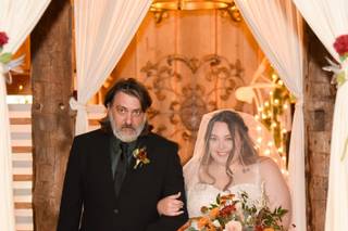 Bon Bon Belle Bridal Boutique - 9