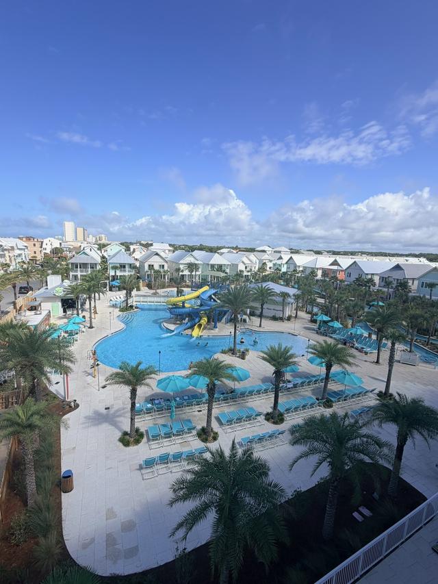 Margaritaville Beach Cottage Resort - 2