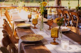 Southern Vintage Table - 8