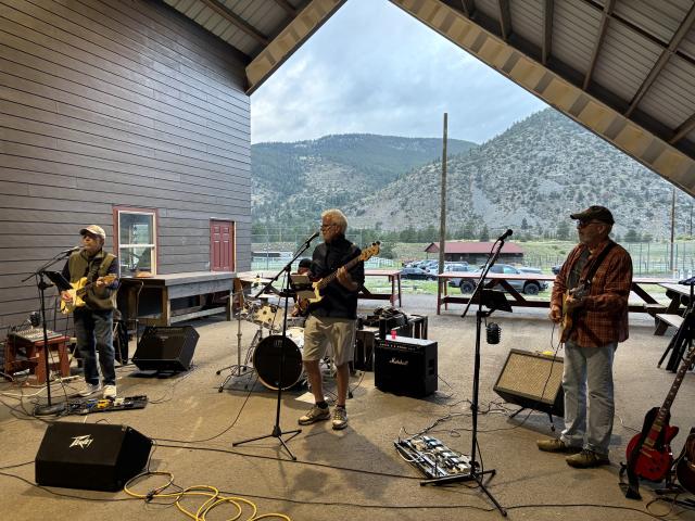 Rocky Mountain Village - 1