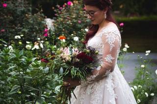 Darianna Bridal & Tuxedo - 39