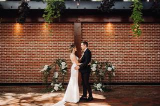 Simple Moments Wedding & Event Planning - 5
