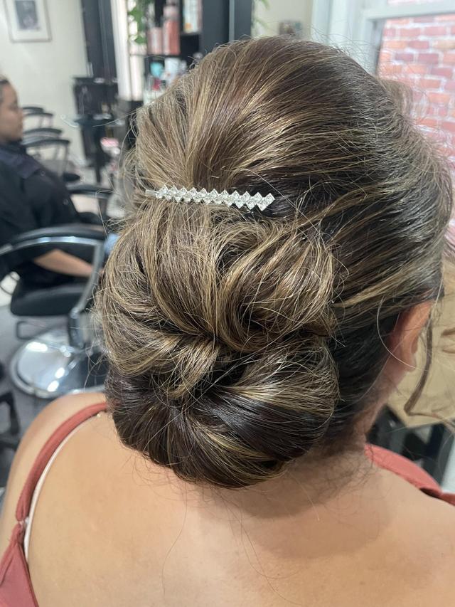 Glam and glow hair and makeup - 1