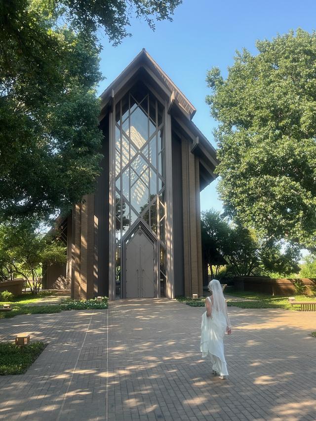 Marty Leonard Community Chapel - 2