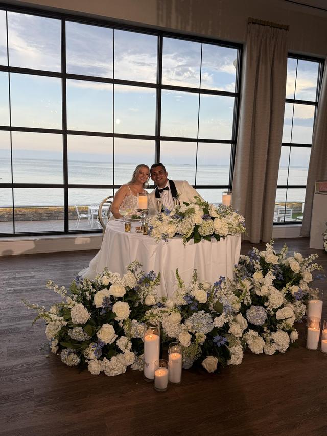 Flowers by Danielle, LLC - 3